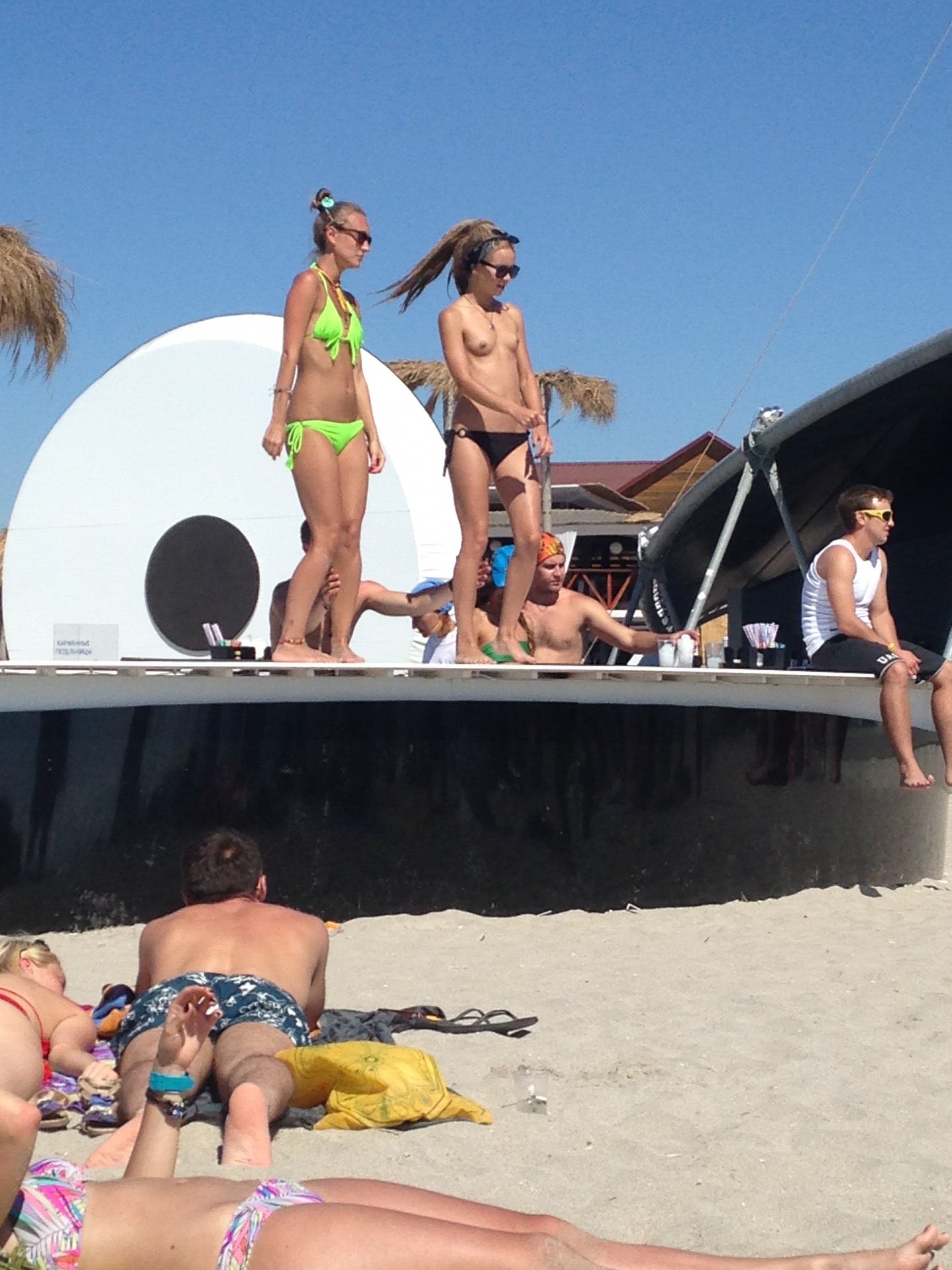 bunaciune pizde goale pe plaja si in apa jpg bunaciune pizde goale pe plaja si in apa