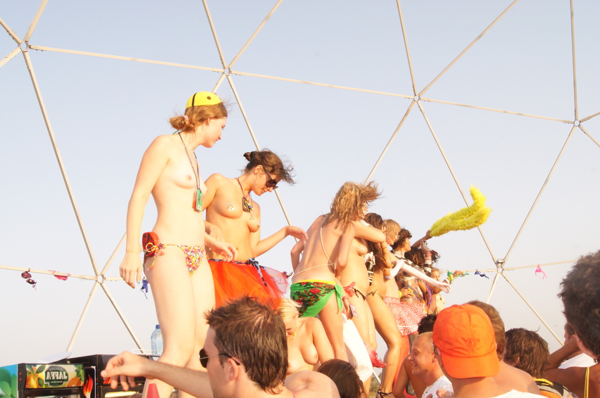 erotice pizde goale pe plaja si in apa jpg erotice pizde goale pe plaja si in apa