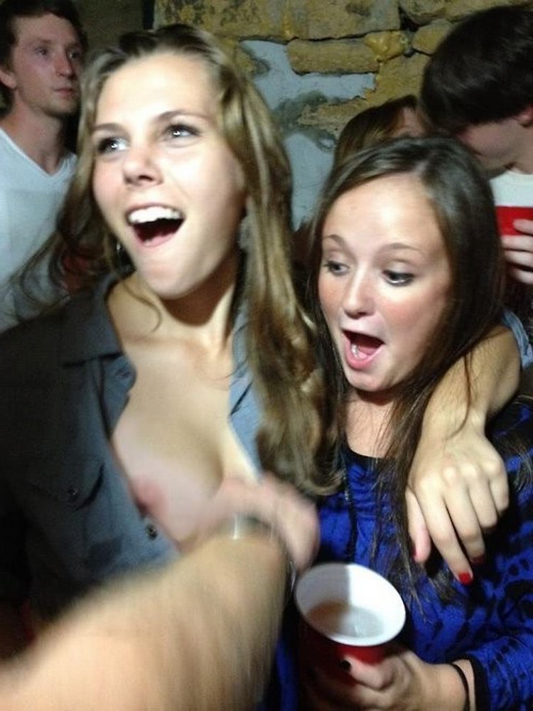 poza cu fete goale la dus complet jpg poza cu fete goale la dus complet