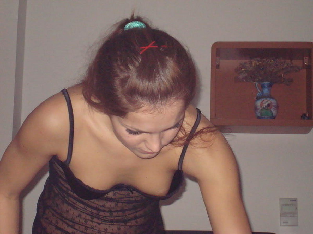 superbe poza cu fete goale la dus