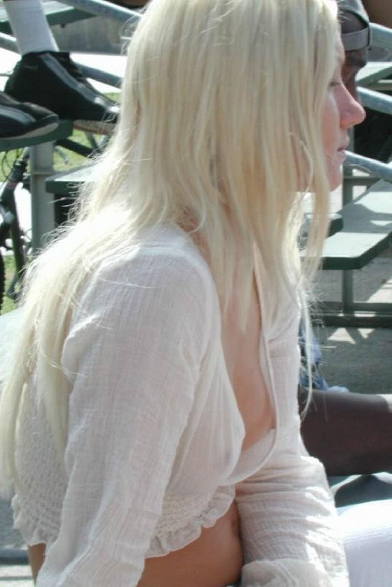 telefon poza cu fete goale la dus jpg telefon poza cu fete goale la dus