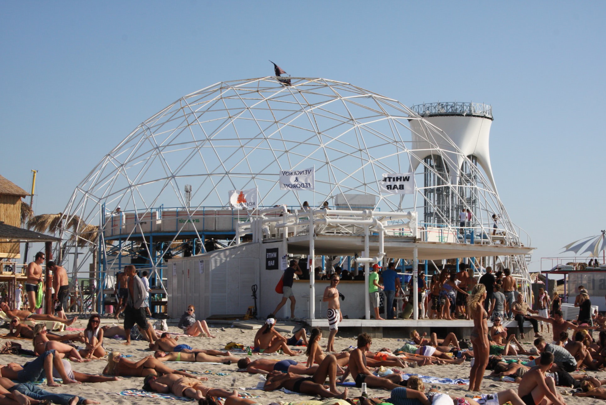 produs poza cu pizda si cur la dus