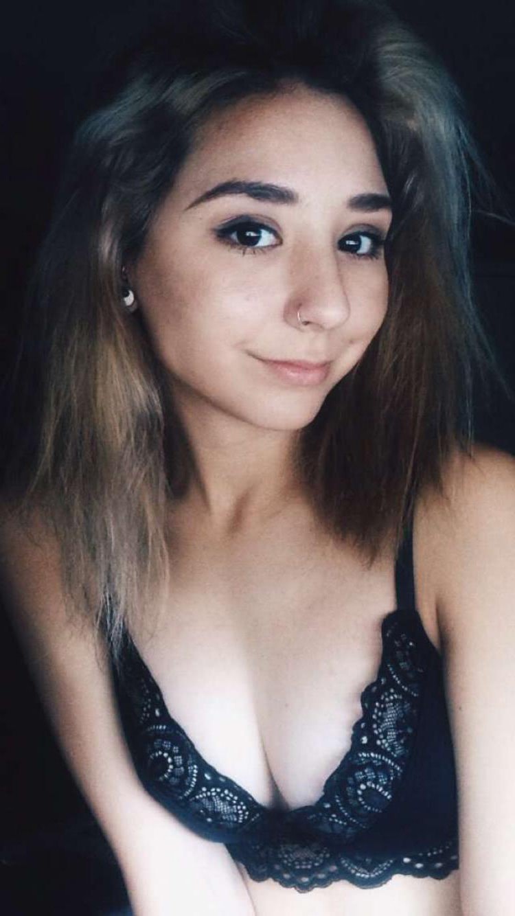 plaja poze fete in pizda goala curve jpg plaja poze fete in pizda goala curve