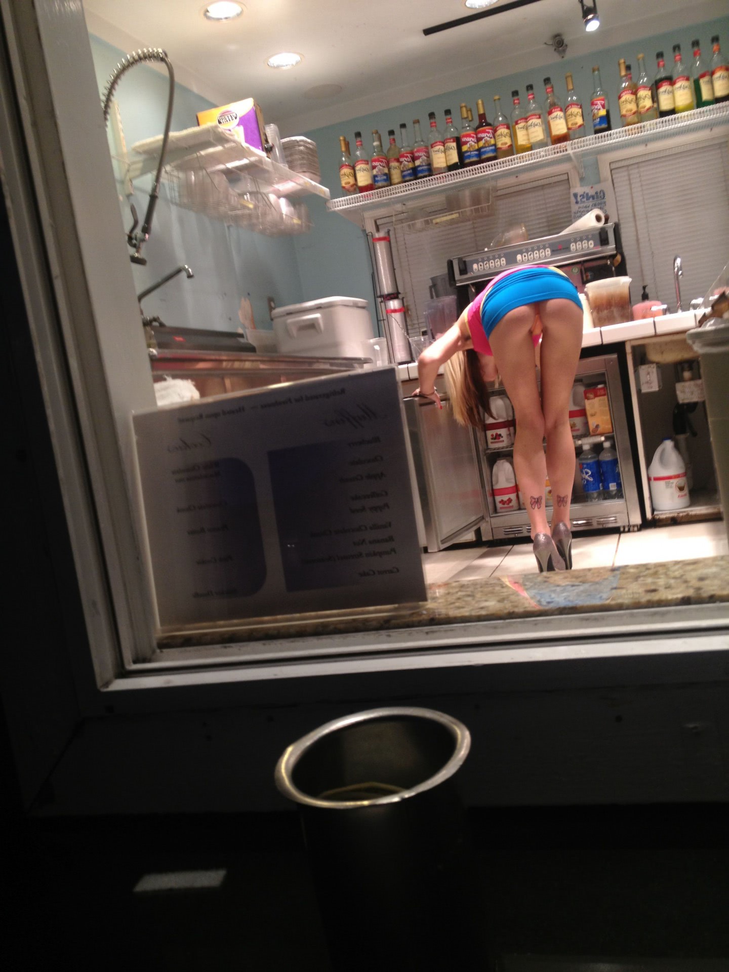 tate poze fete in pizda goala romance