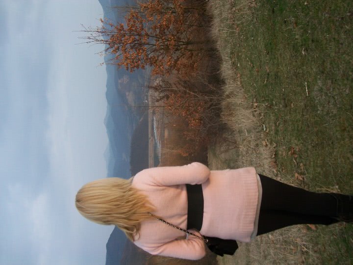 fete care fac cunostinta din chisinau