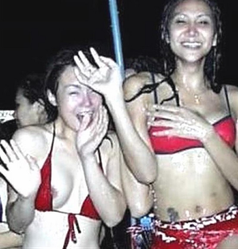 poze pizde sexy blonde ratajkowski