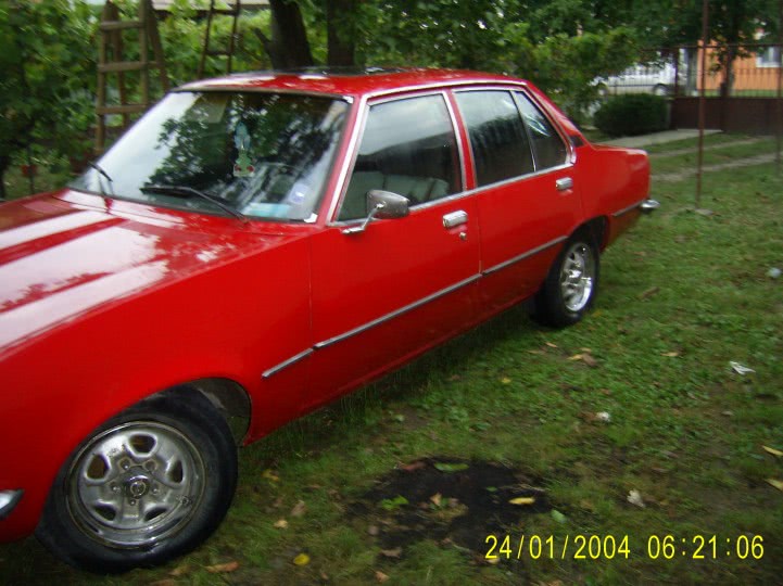 futai cu femeia de servici