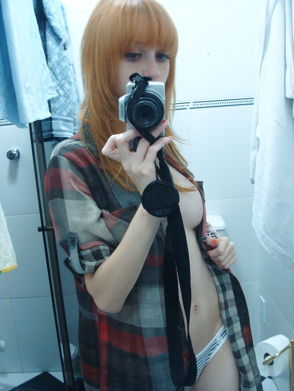 bruneta selfie pizda studenta