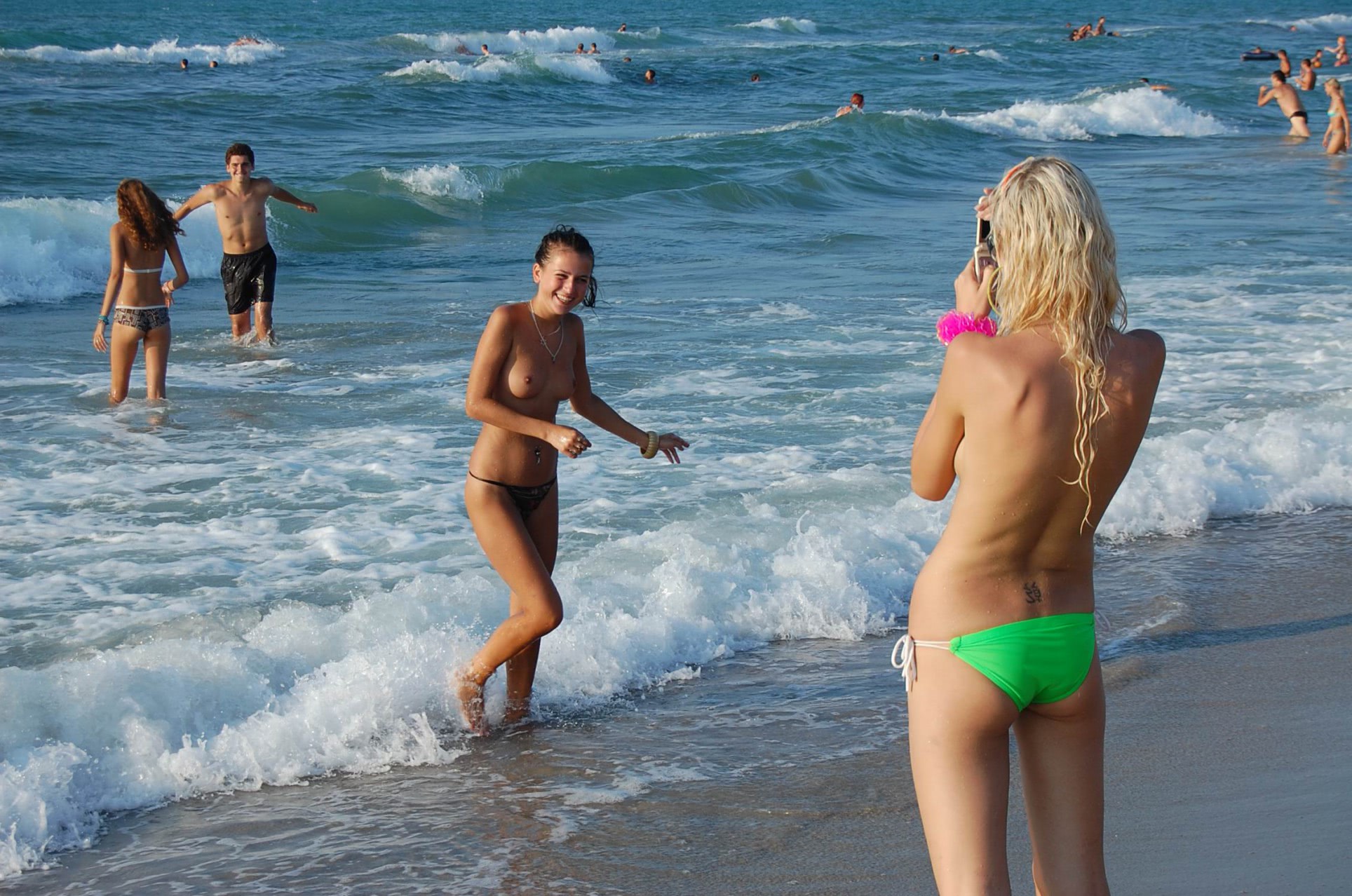 blonde sex cu femei plinute