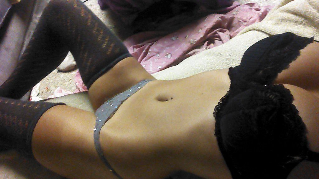 fata sportive in pizda goala