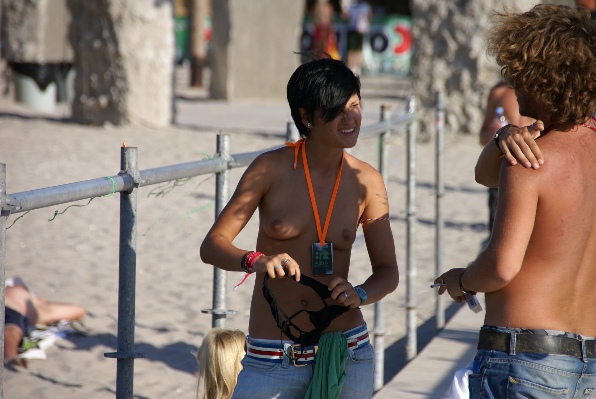 blonde tate pizde goale romance