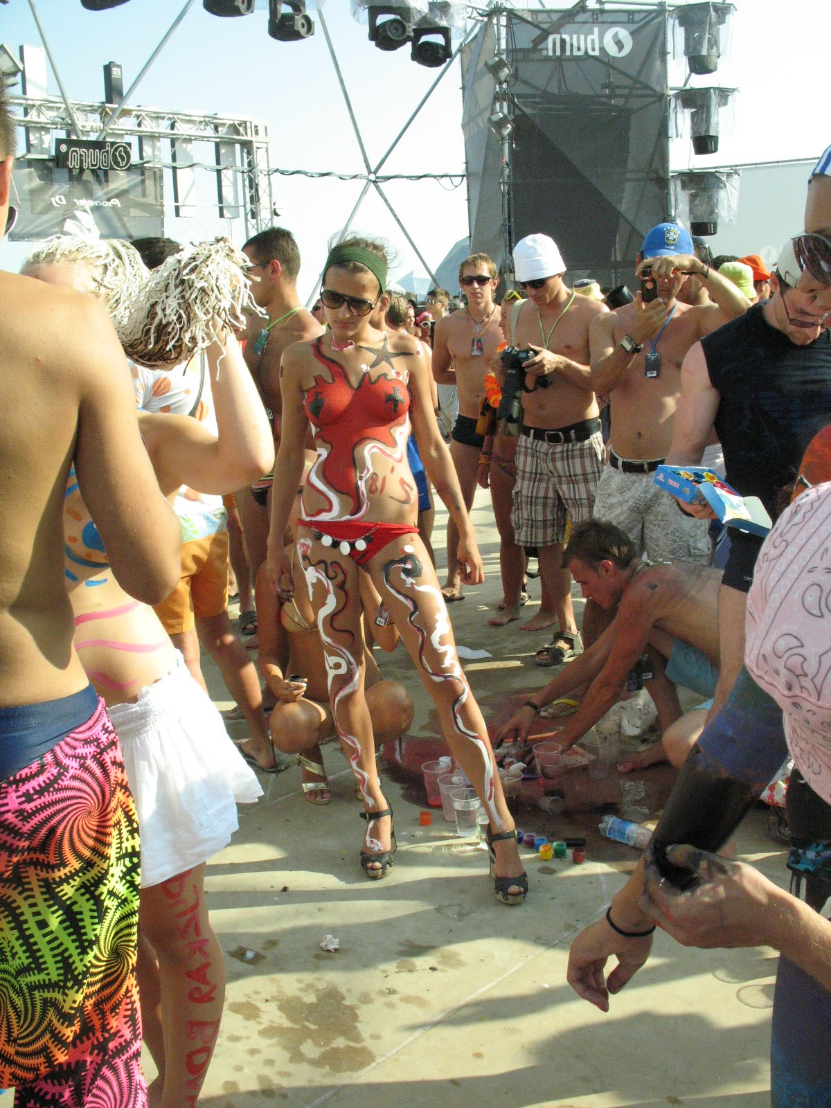 topless romanca gravida jpg topless romanca gravida