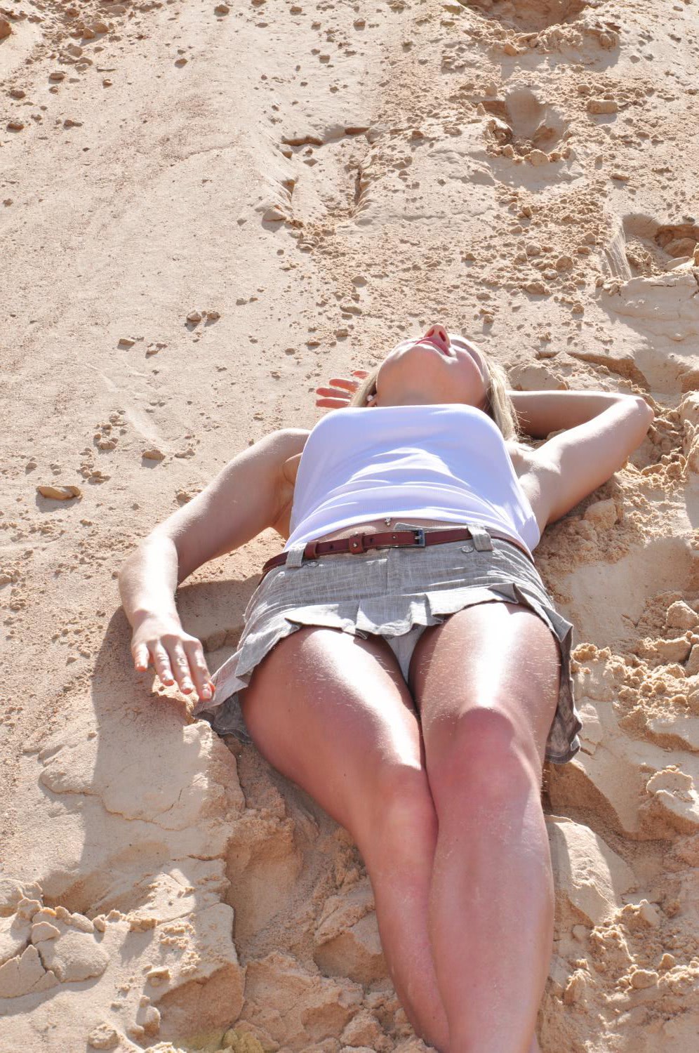 fusta upskirt images panty hidden jpg fusta upskirt images panty hidden