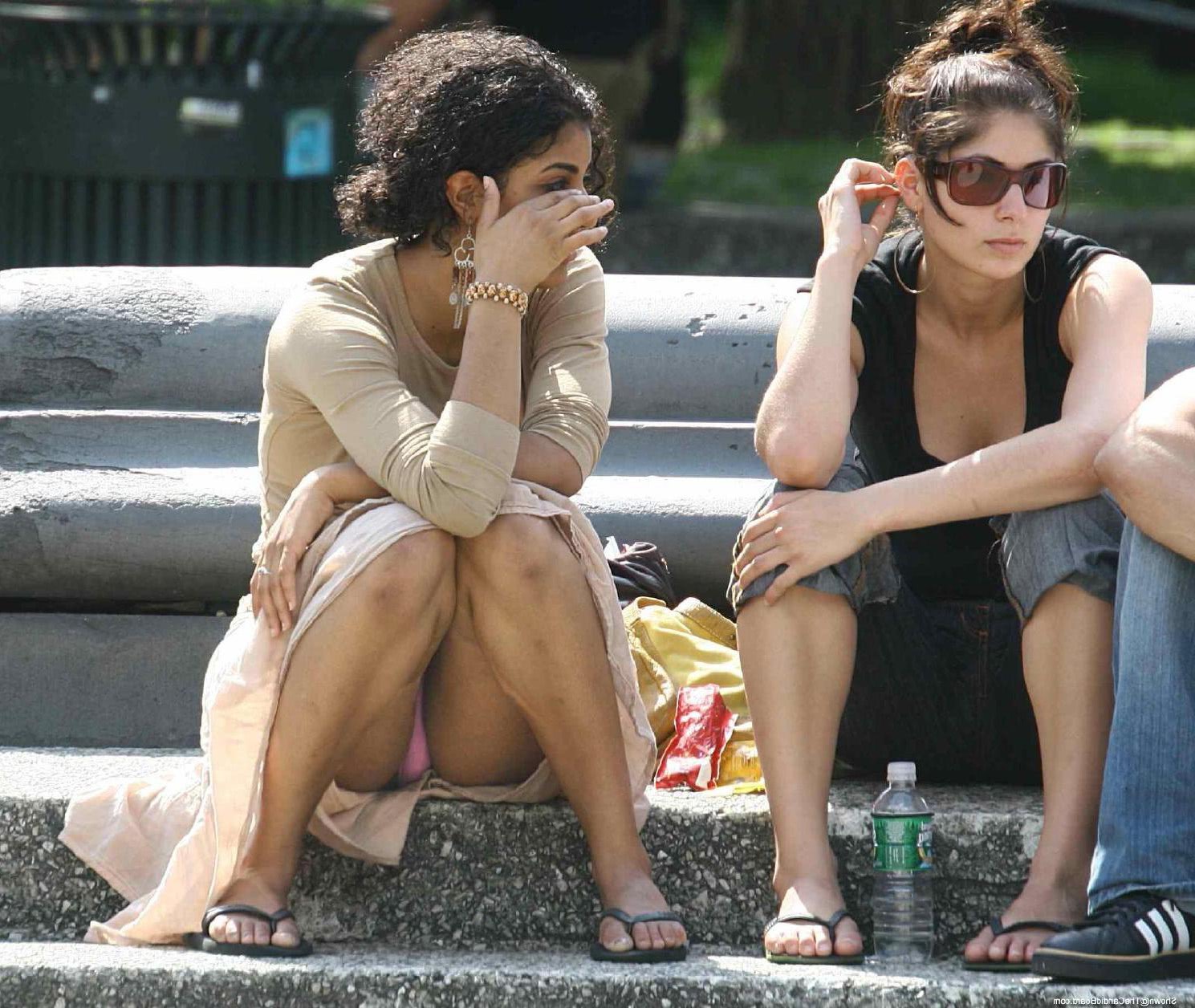 looking upskirt pix jpg looking upskirt pix